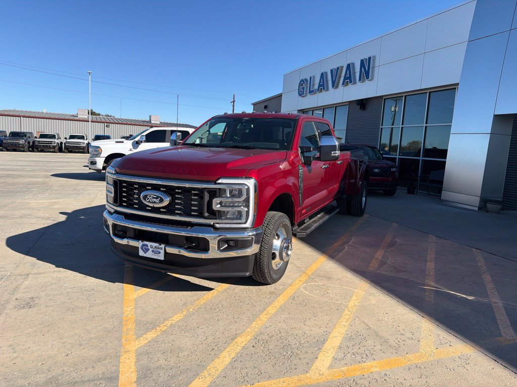 New 2027 Ford F350 Lariat w/ Lariat Premium Package AWD/4WD image 3
