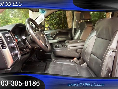 Used 2018 Chevrolet Silverado 1500 LT w/ All Star Edition image 13