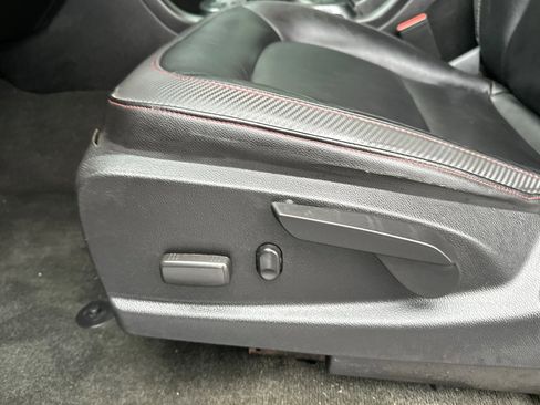 Used 2018 GMC Canyon All Terrain image 12