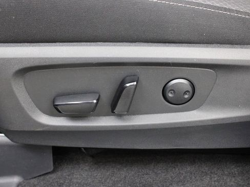 New 2026 Nissan Pathfinder SV AWD/4WD image 17