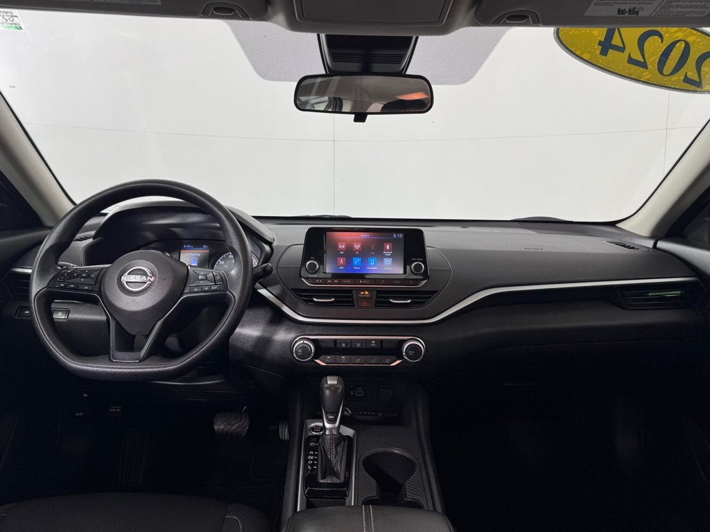 Used 2024 Nissan Altima 2.5 S FWD image 20