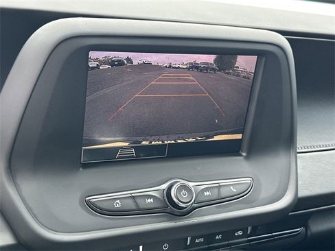 Used 2021 Chevrolet Camaro LT image 22