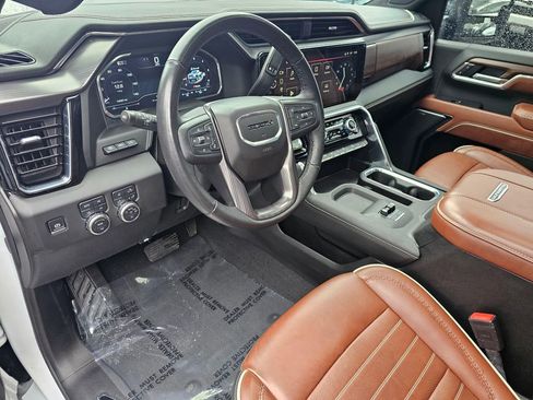 Used 2025 GMC Sierra 2500 Denali Ultimate image 23