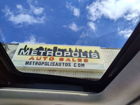 Used 2015 Honda Fit EX image 24