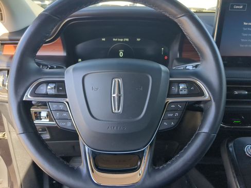 Used 2021 Lincoln Nautilus Reserve w/ Equipment Group 201A image 13