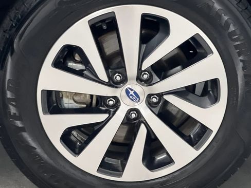 Used 2023 Subaru Outback Premium image 71