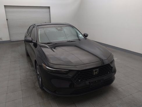 Used 2023 Honda Accord EX image 14