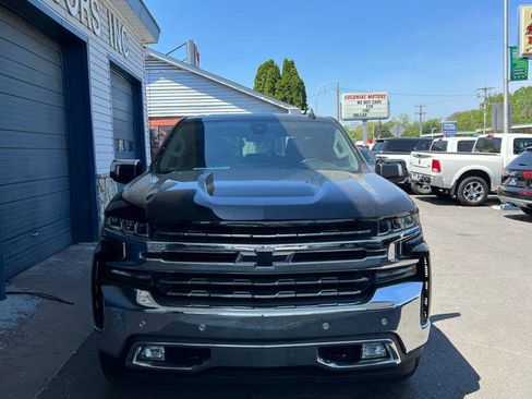 Used 2019 Chevrolet Silverado 1500 LTZ w/ LTZ Premium Package AWD/4WD image 4