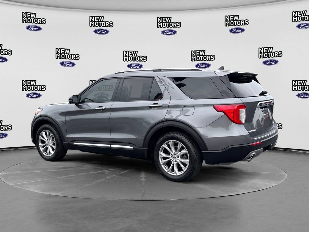 Used 2021 Ford Explorer Limited w/ Equipment Group 301A AWD/4WD image 3