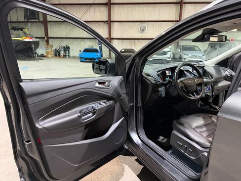 Used 2017 Ford Escape Titanium w/ Equipment Group 301A FWD image 12