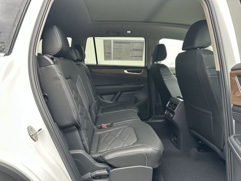 New 2026 Volkswagen Atlas SE image 19