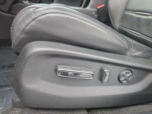 Used 2020 Honda CR-V EX-L image 29
