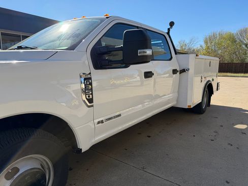 Used 2017 Ford F350 XL w/ Power Equipment Group image 29