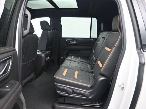Used 2021 GMC Yukon XL AT4 AWD/4WD image 21