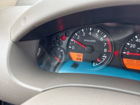 Used 2013 Nissan Frontier SV image 33