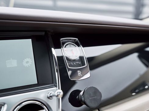 Used 2014 Rolls-Royce Wraith image 74