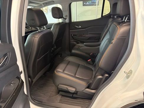 Used 2022 GMC Acadia AT4 w/ GMC Pro Grade Package AWD/4WD image 19