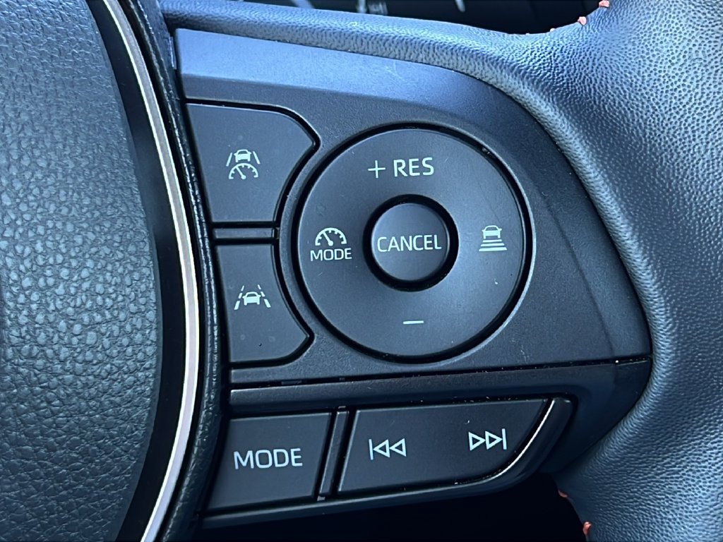 Used 2026 Toyota Corolla SE FWD image 20