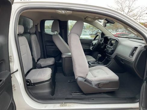 Used 2020 Chevrolet Colorado W/T w/ WT Convenience Package AWD/4WD image 14