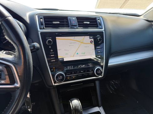 Used 2018 Subaru Legacy 2.5i Premium AWD/4WD image 12