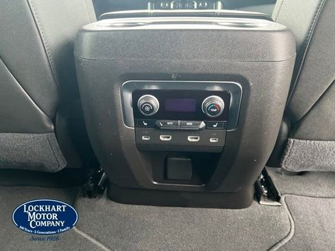 Used 2021 Chevrolet Tahoe LT w/ LT Signature Plus Package RWD image 28
