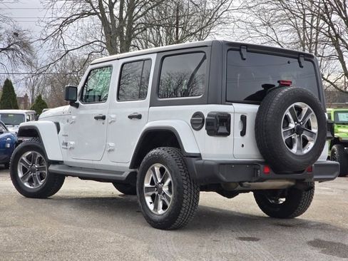 Used 2020 Jeep Wrangler Unlimited Sahara image 26