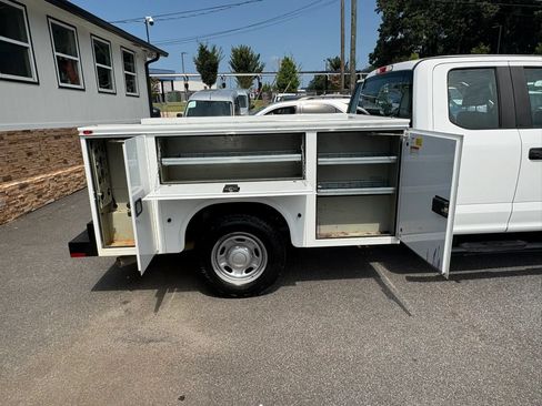 Used 2017 Ford F250 XL RWD image 24