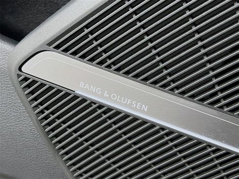 Used 2025 Audi Q5 2.0T Premium Plus image 21