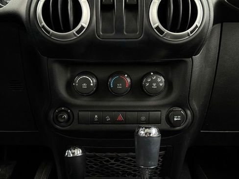 Used 2014 Jeep Wrangler Sahara w/ Dual Top Group AWD/4WD image 24