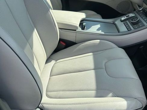 Used 2024 Hyundai Palisade Limited image 9