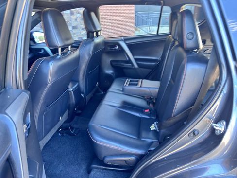 Used 2016 Toyota RAV4 SE w/ Advanced Technology Package AWD/4WD image 30