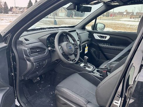 New 2025 Subaru Forester Touring image 9