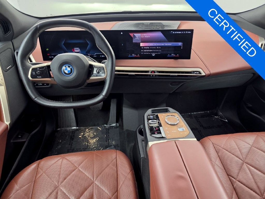 Certified 2022 BMW iX xDrive50 w/ Premium Package AWD/4WD image 13