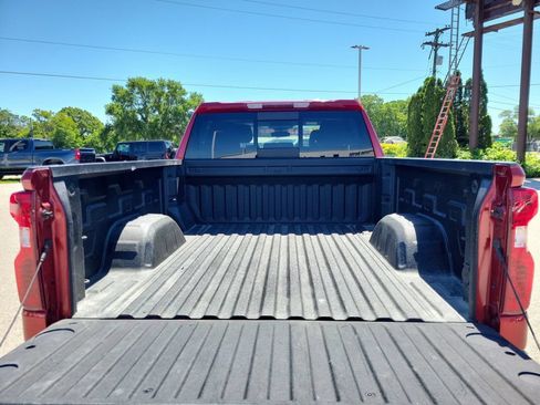 Used 2023 Chevrolet Silverado 1500 LT w/ Convenience Package II AWD/4WD image 9