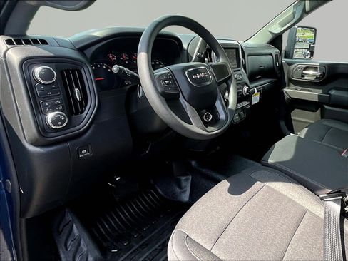 New 2026 GMC Sierra 2500 Pro w/ Convenience Package AWD/4WD image 10