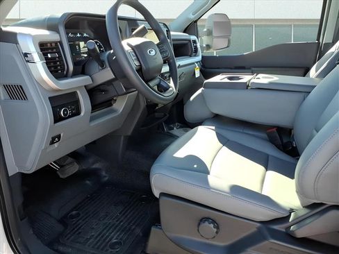 New 2026 Ford F550 4x4 Regular Cab Super Duty image 22