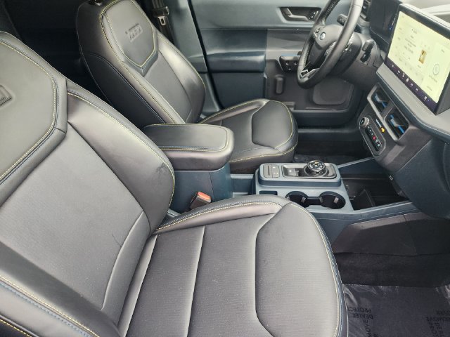 Used 2025 Ford Maverick Lobo AWD/4WD image 19