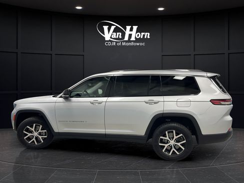 Used 2023 Jeep Grand Cherokee L Limited AWD/4WD image 4