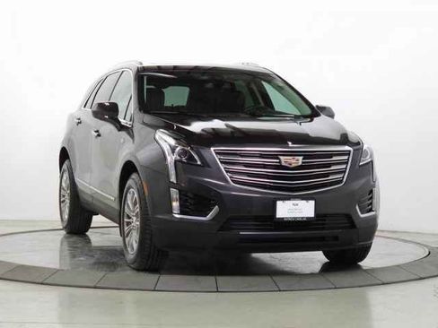 Used 2019 Cadillac XT5 Luxury image 11