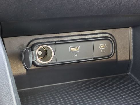 Certified 2025 Kia Sportage LX FWD image 21