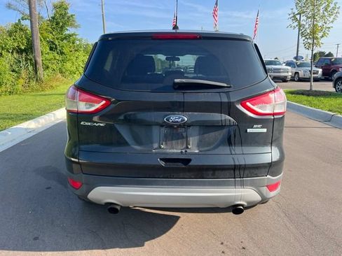 Used 2015 Ford Escape SE FWD image 6