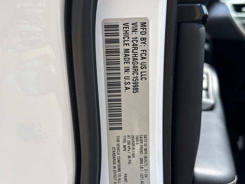Used 2024 Jeep Grand Cherokee Laredo X w/ Luxury Tech Group I AWD/4WD image 20
