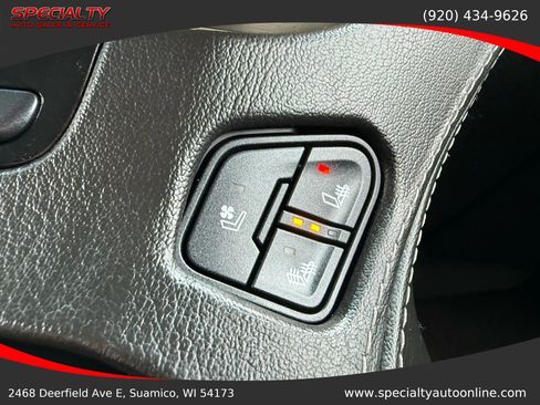 Used 2018 GMC Yukon Denali image 35