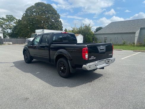 Used 2014 Nissan Frontier SV w/ SV Value Truck Package image 8