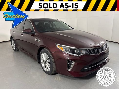Used 2017 Kia Optima EX w/ Premium Package FWD image 2