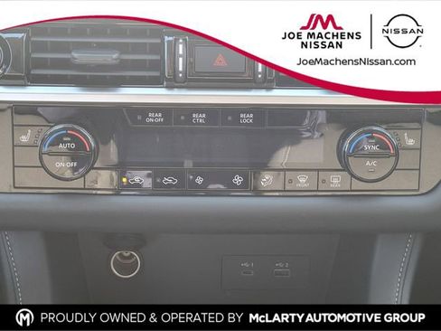 New 2025 Nissan Pathfinder SV w/ Black Appearance Package AWD/4WD image 20