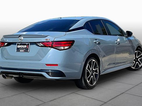 Used 2024 Nissan Sentra SR w/ SR Premium Package FWD image 13