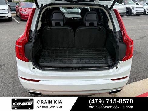 Used 2020 Volvo XC90 T6 Momentum AWD/4WD image 7