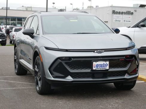 Used 2024 Chevrolet Equinox EV RS AWD/4WD image 24