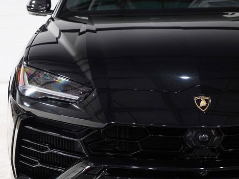 Used 2020 Lamborghini Urus image 29